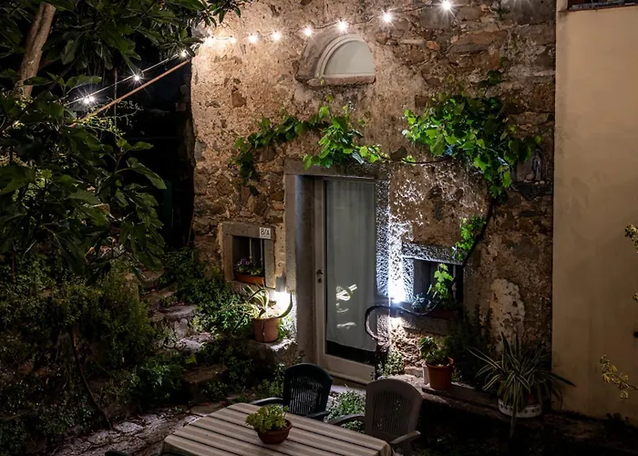 Villa La Chiesina Di Campiglia La Spezia